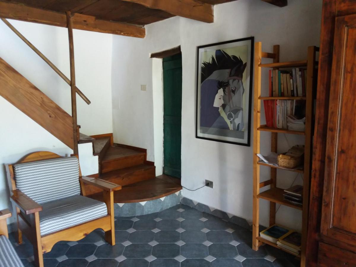 B&B La Civetta Ponzone Exteriör bild